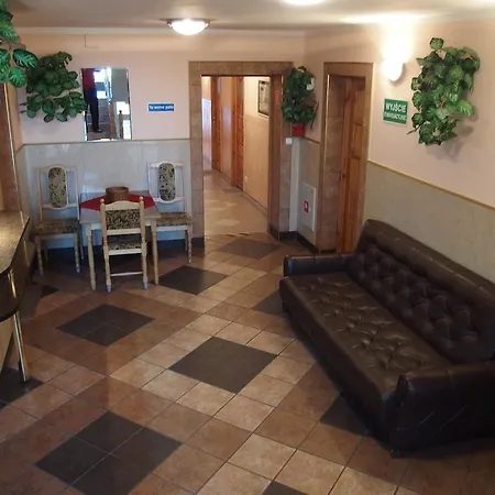 Отель Hotelik Mazury Олецко